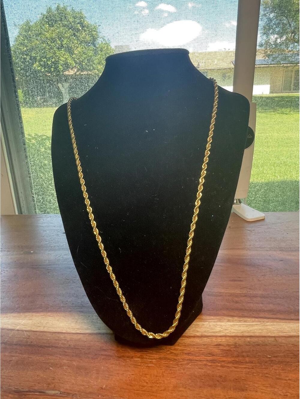 Vintage Gold Toned Rope Chain Necklace